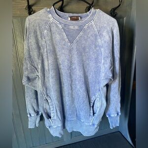 Zenana Outfitters Women's Blue Crewneck Sweater